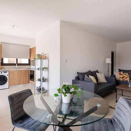 Epicurian Residence Nikosia Bagian luar foto