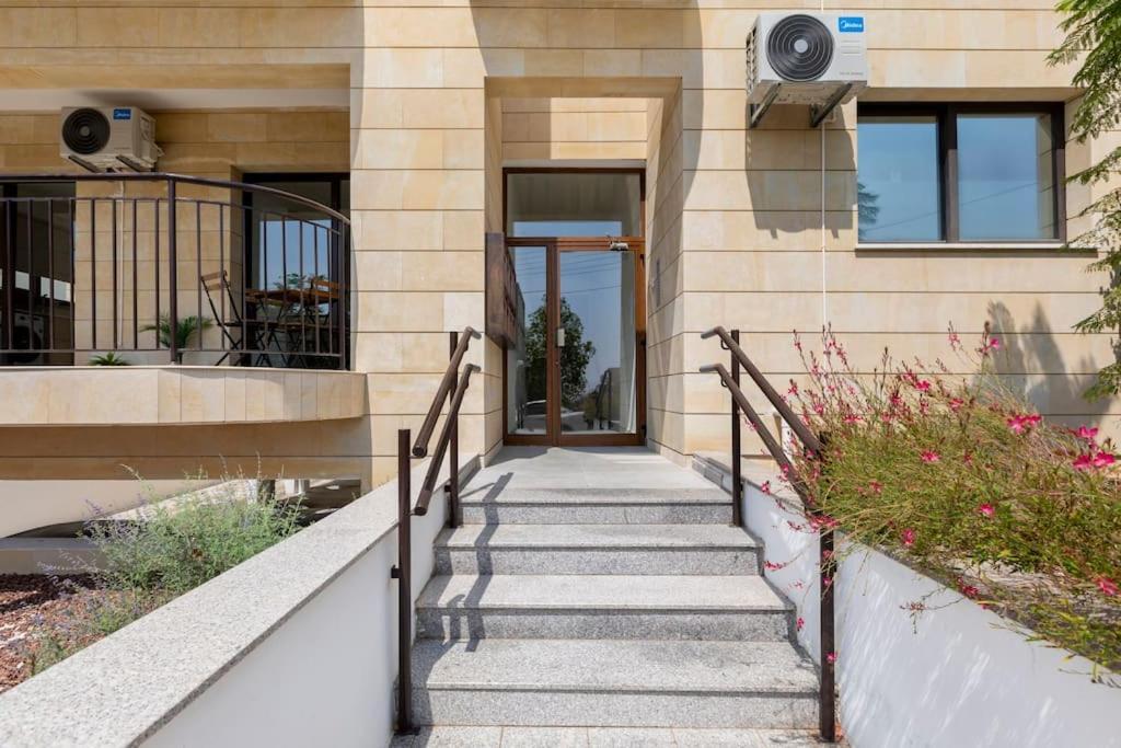 Epicurian Residence Nikosia Bagian luar foto