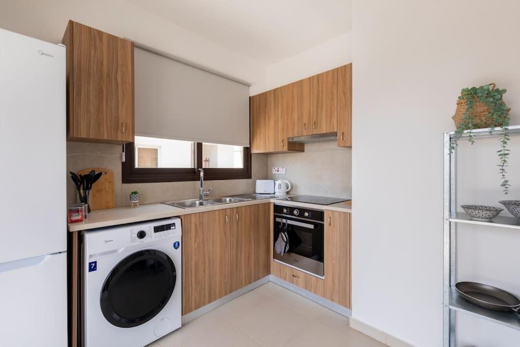Epicurian Residence Nikosia Bagian luar foto