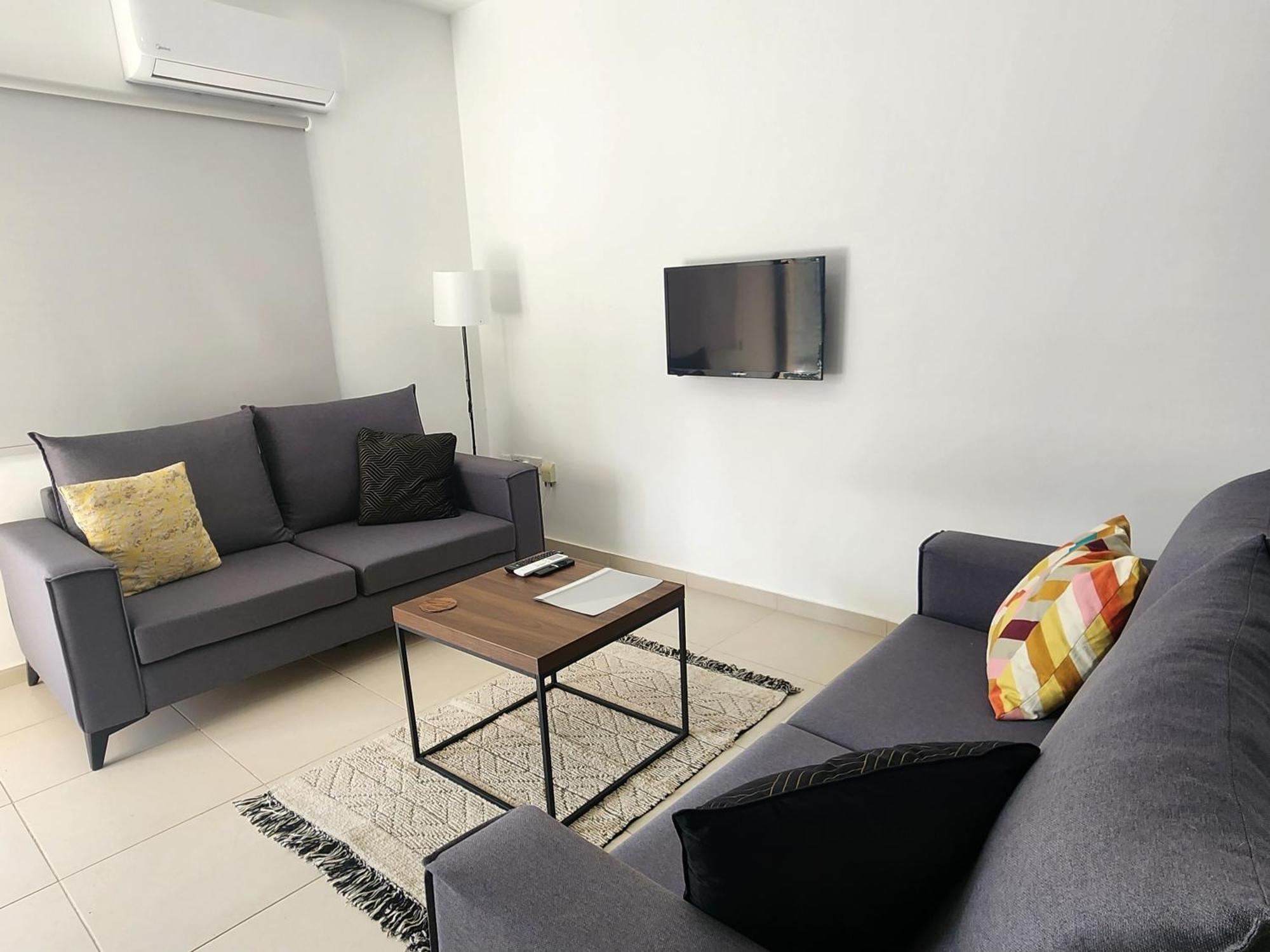 Epicurian Residence Nikosia Bagian luar foto