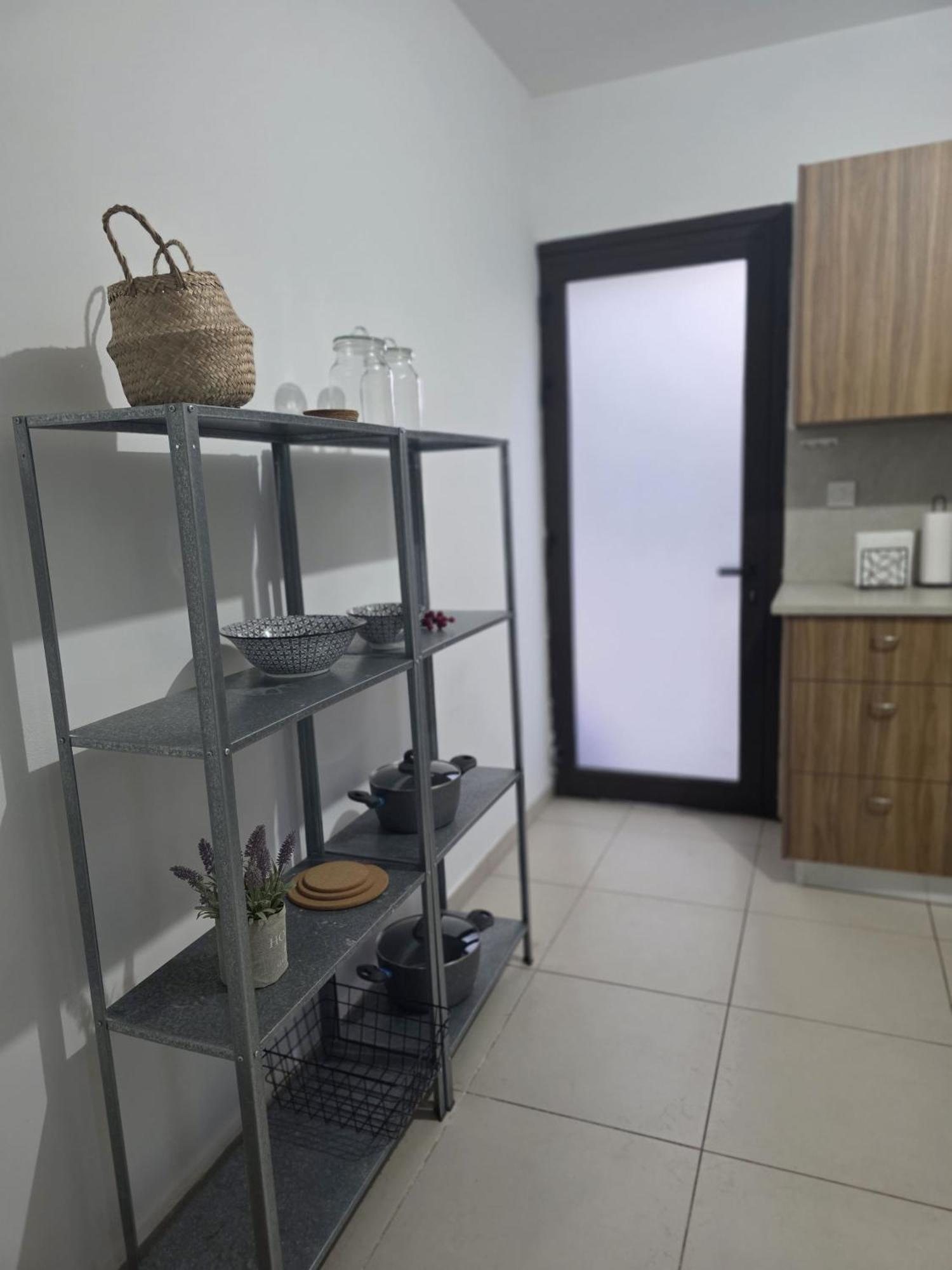 Epicurian Residence Nikosia Bagian luar foto
